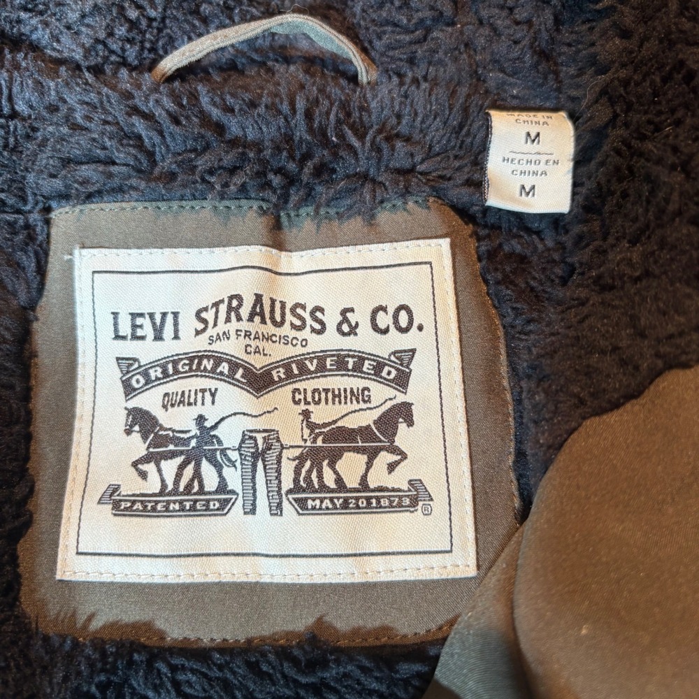Levi Strauss Mens Brown Sherpa Lined Softshell Hooded Trucker Jacket Size
Medium - Picture 2 of 5